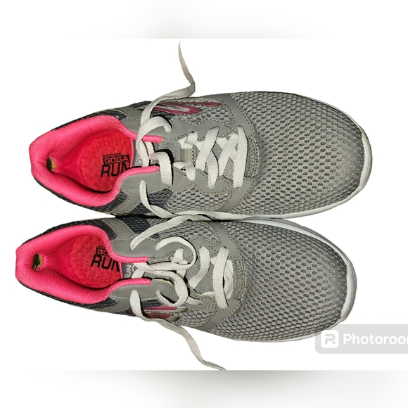 Running shoes - Picture 2 of 3